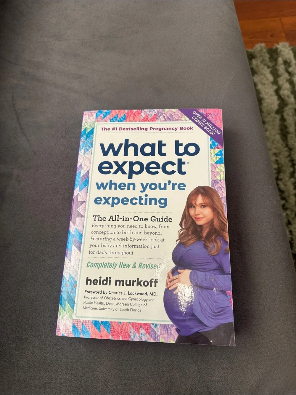 What to Expect When You're Expecting by Heidi Murkoff - Blue Cover